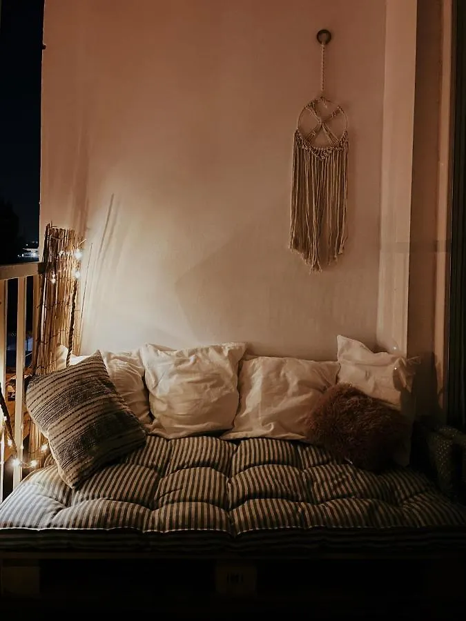 S T R E H E Z A Apartment Tirana